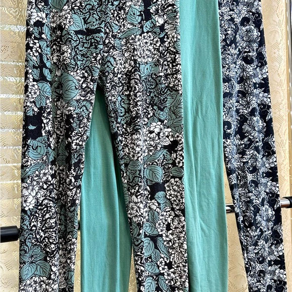 3 pair LuLaRoe Leggings Size One Size - Picture 2 of 13